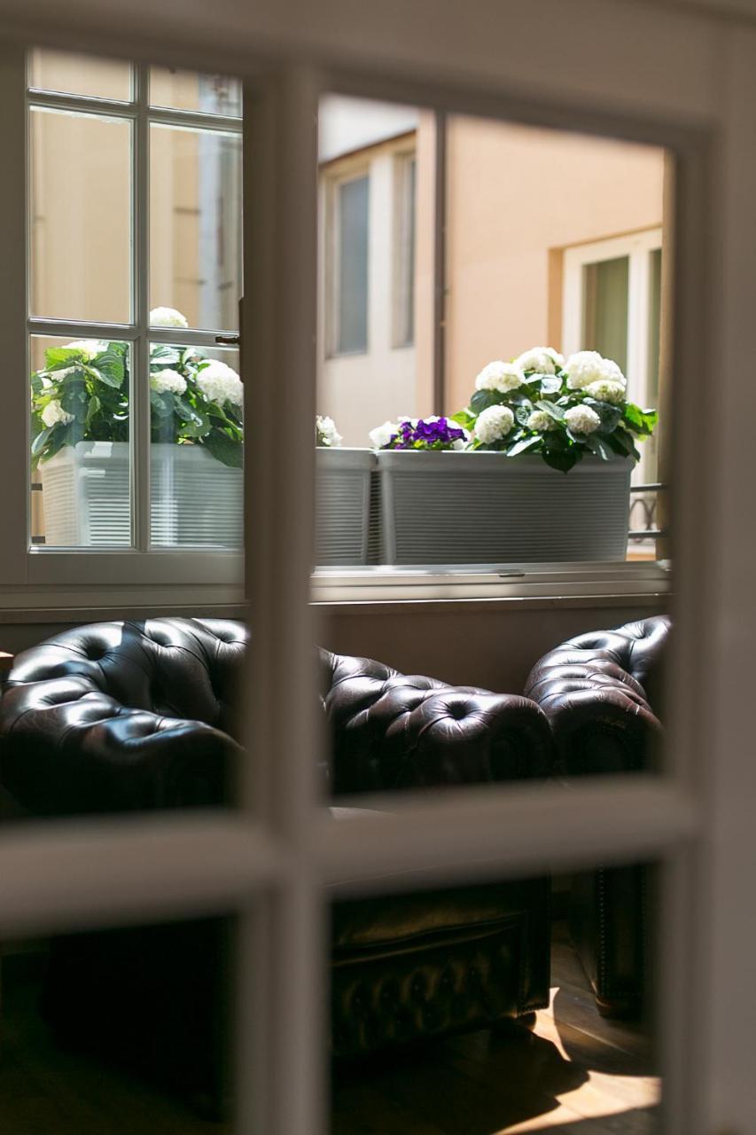 Residenza Gambrinus Bed & Breakfast ฟลอเรนซ์ ภายนอก รูปภาพ
